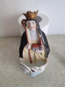 Vintage Antique Religious Mary Our Lady Of Grace Porcelain Holy Water Font Made in  Germany.