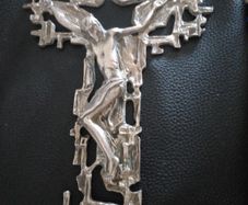 Vedele silver crucifix