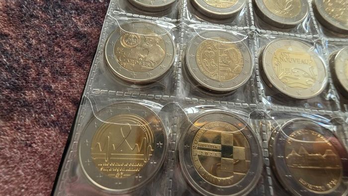 2 euro coin