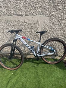 mountain bike