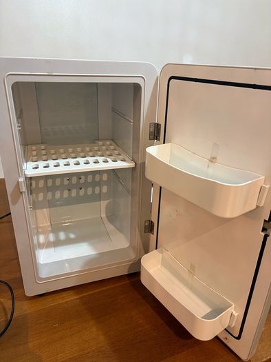 mini fridge