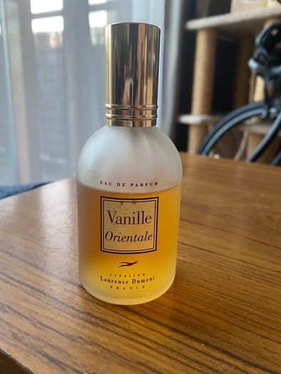 Vanille Orientale by Laurence Dumont