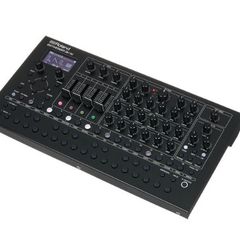 Roland SH4d