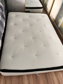 Double bed mattres