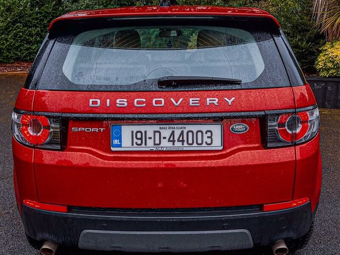 Land Rover Discovery Sport 2.0L  83,500 km