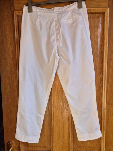 Mystify White Capri Trousers Size 14