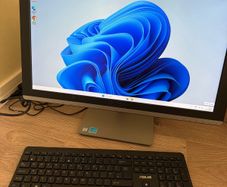 Asus desktop 23 inch