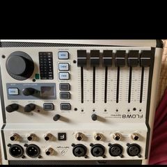 Behringer Flow 8 Digital Mixer
