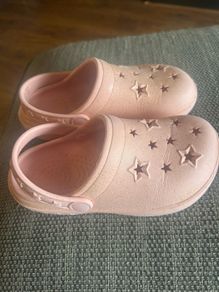 UK 12 pink clogs