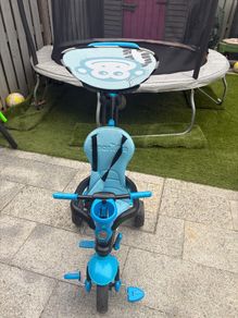 blue smart trike