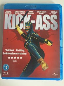 Kick-Ass [2010] Chloe Grace Moretz, Aaron Johnson, Mark Strong, Christopher Mintz-Plasse & Nicolas Cage [Blu-ray Movie]