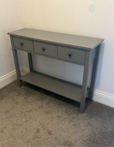 Hall table