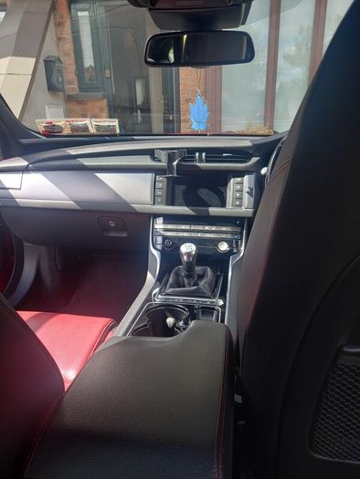 2016 Jaguar Xf
