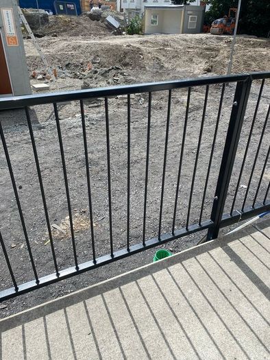 Hand railings
