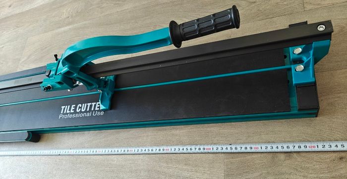 VEVOR 40" (1000mm) Manual Tile Cutter with Laser Guide | Brand New | Spare Cutting Wheel Included