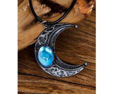 Witchy Moon Necklace - nice gift idea + matching earrings available