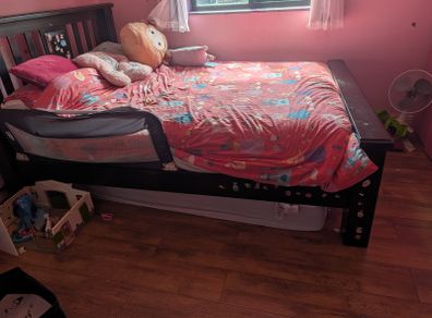 King size bed