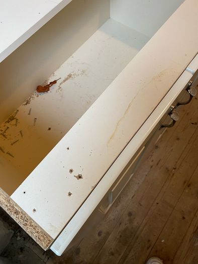 Kitchen units