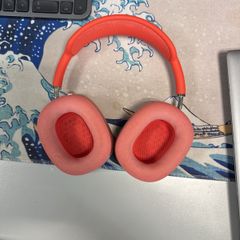 AirPods Max lightning