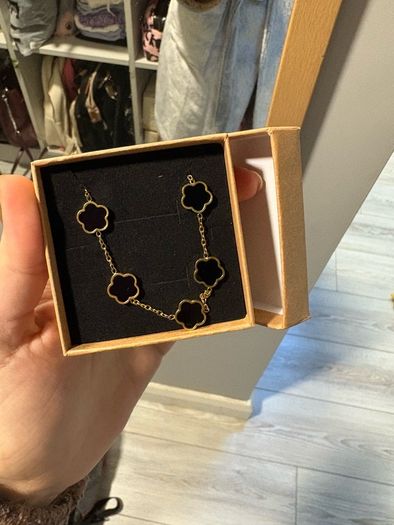bracele