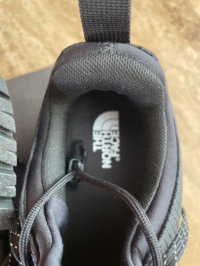 northface shoes size 9