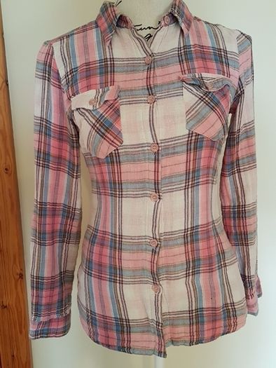 Size 8 Pink Shirt