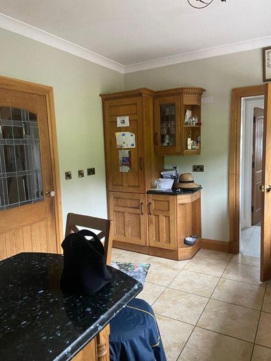Oak kitchen