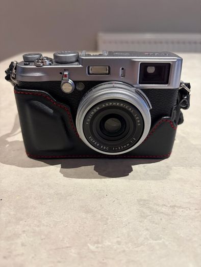 Fujifilm X100S Camera