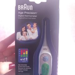 BRAUN themometer age precision digital.