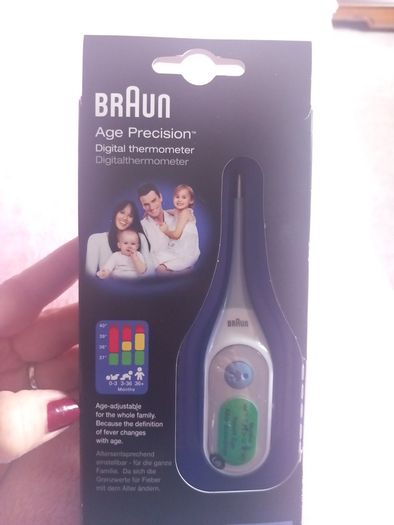 BRAUN themometer age precision digital.
