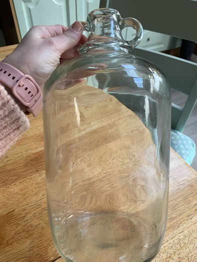 Demi Jar