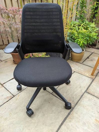 ergonomic office chair