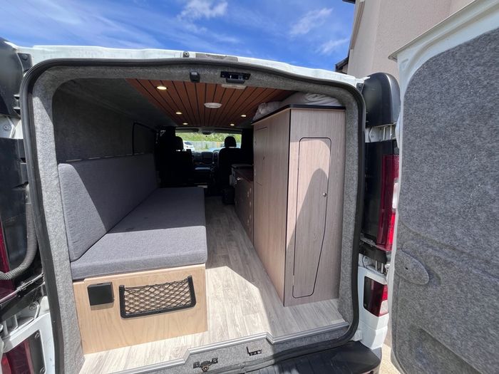 opel vivaro camper
