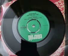 Big Tom And The Mainliners Flowers For Mama 7 inch Vinyl