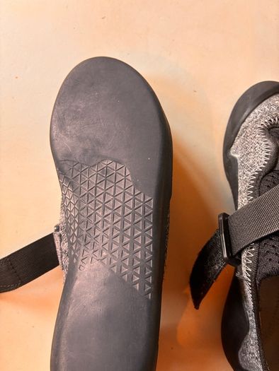 climbing shoes Simond
