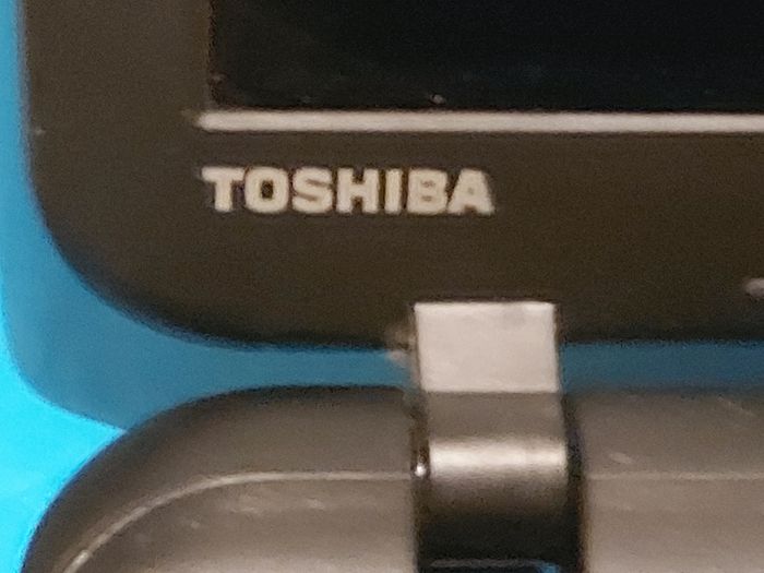Toshiba Satellite C50-B-14D, Intel Celeron CPU N2830 2.1GHz, 4GB Ramm, 500GB HDD, Windows 10, Microsoft Edge, Chrome