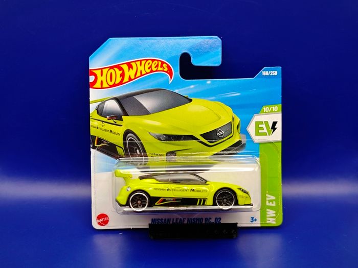 Hot Wheels Nissan Leaf Nismo RC 02, new.