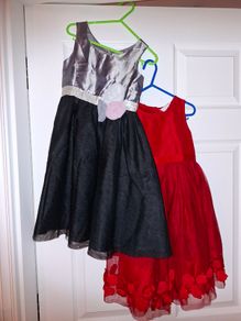 2 splendid occasion dresses for a little princess age 4-6 yo, like new