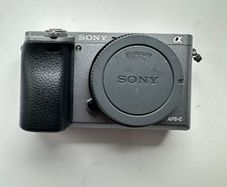 Sony A6000 Grey