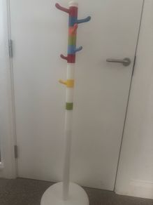 coat stand