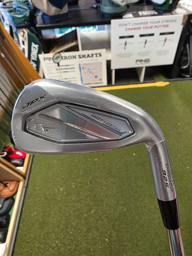 Brand New Mizuno Jpx925 Hot Metal Irons