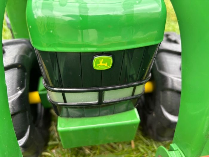 john Deere big scoop toy tractor