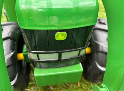john Deere big scoop toy tractor