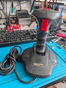 Quickshot QA-137F - Multi system Microswitch Joystick (Atari, Commodore, MSX, Amstrad, Sega) - #403