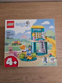 lego 11201 playground fun with bluey and chloe