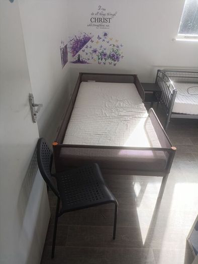 metal bed frame