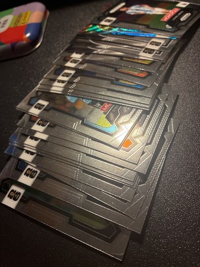 4 fairly full albums, 2 tins, and in general a great collection
