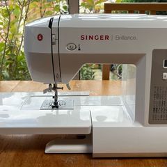 Sewing Machine (Singer 6180)