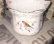 Brosnic Victoriana pattern Featuring a Bird and Floral design Ruffled or Scalloped Rim with Gold Trim Planter,