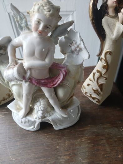 angel figurines